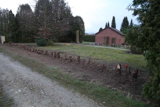 Arbeitseinsatz auf dem Friedhof in Coppengrave