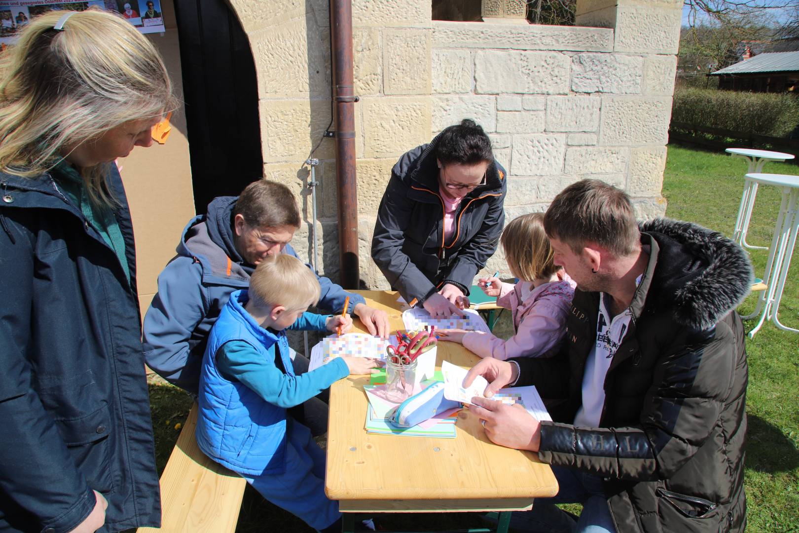 Osterfestgottesdienst mit Osteraktionen