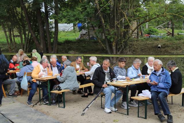Ökumenisches Erntedankfest in der Reithalle in Coppengrave