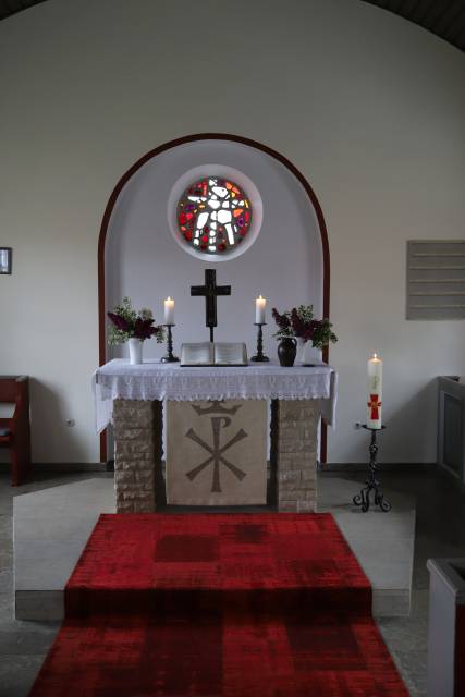 Neue Osterkerze in der St. Johannis Kapelle in Fölziehausen