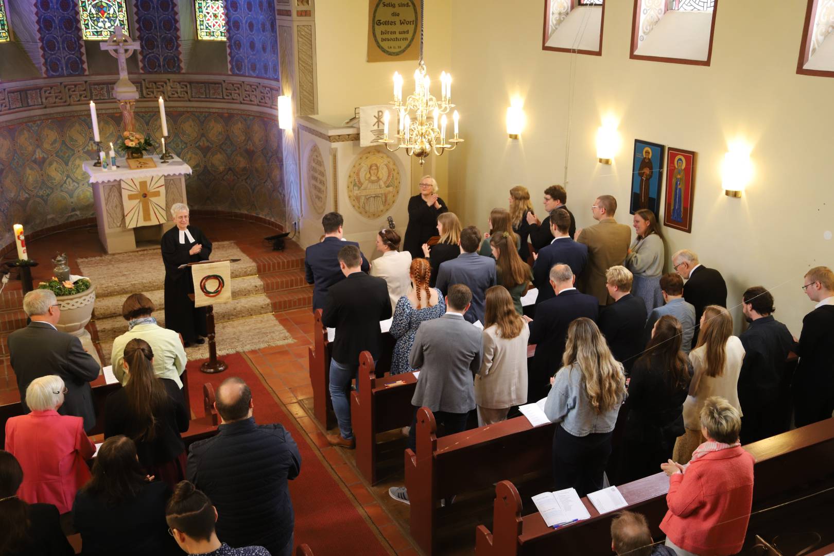 Taufe von Virginia und Mattis Helmke in der St. Franziskuskirche