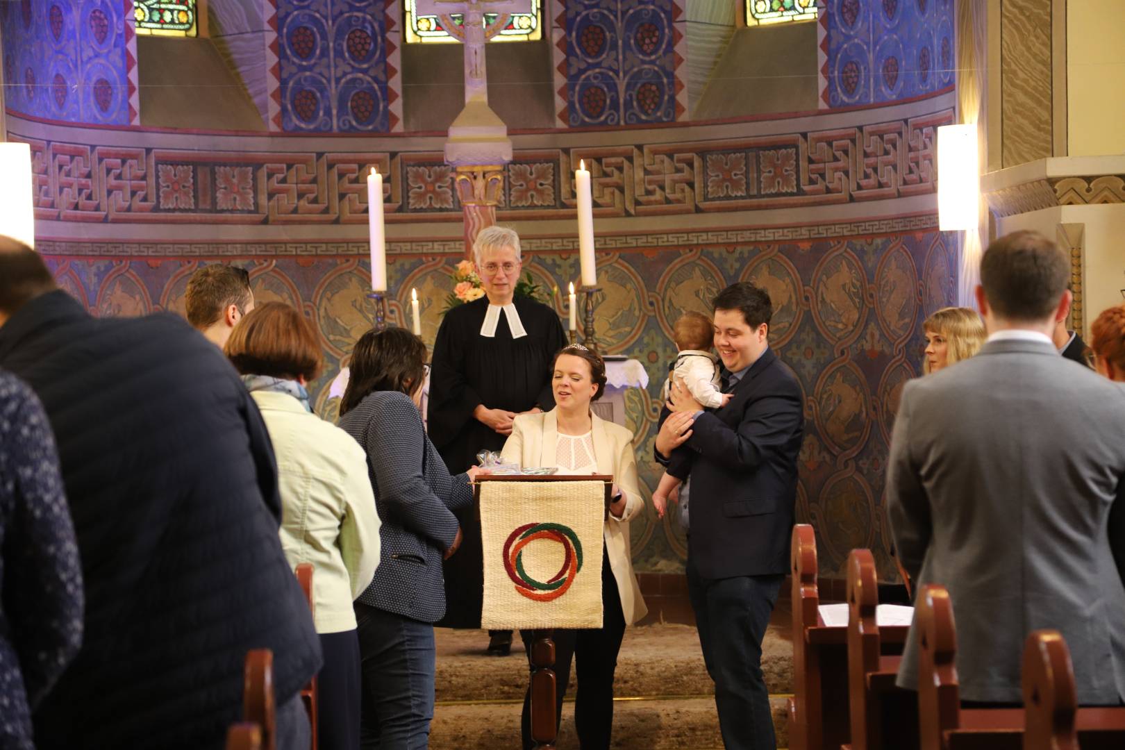 Taufe von Virginia und Mattis Helmke in der St. Franziskuskirche