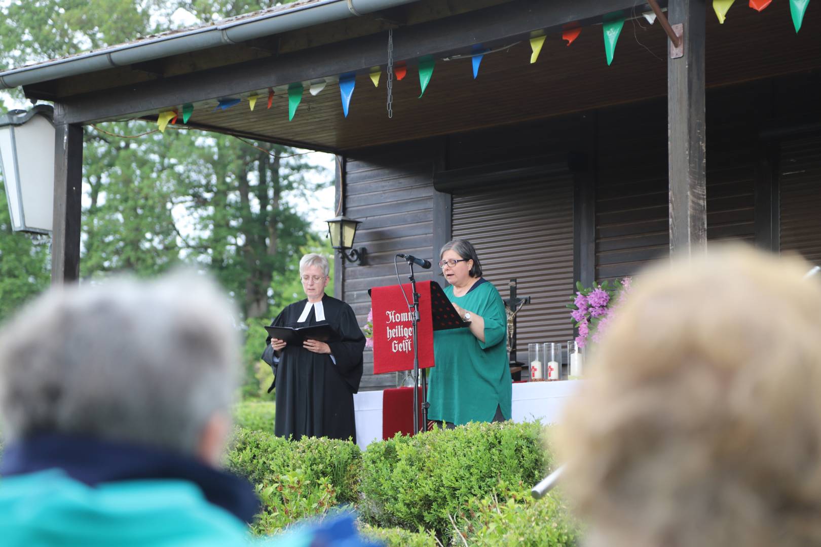 Pfingstgottesdienst im Kleingarten in Duingen