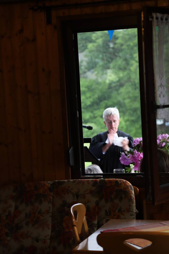 Pfingstgottesdienst im Kleingarten in Duingen