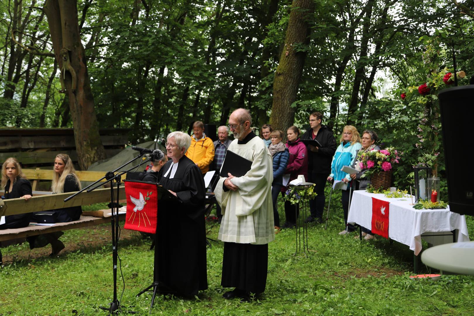 Ökumenischer Pfingstgottesdienst an der Köhlerhütte