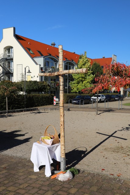 Ökumenisches Erntedankfest auf dem Marktplatz in Duingen