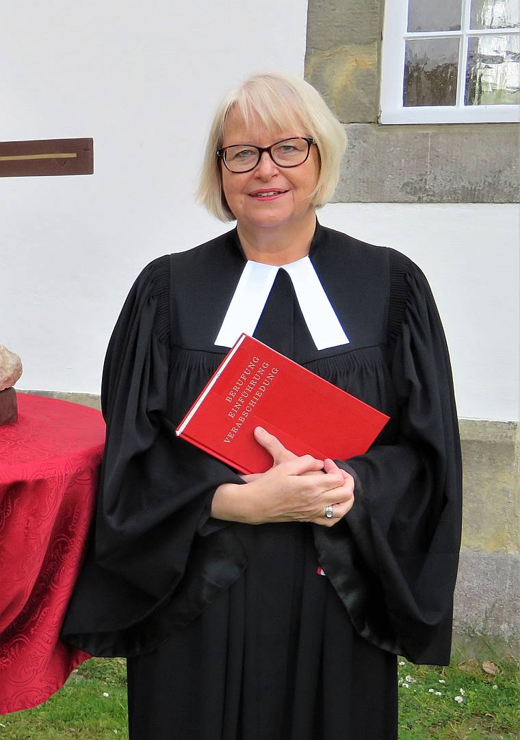 Superintendentin Katharina Henking verabschiedet sich