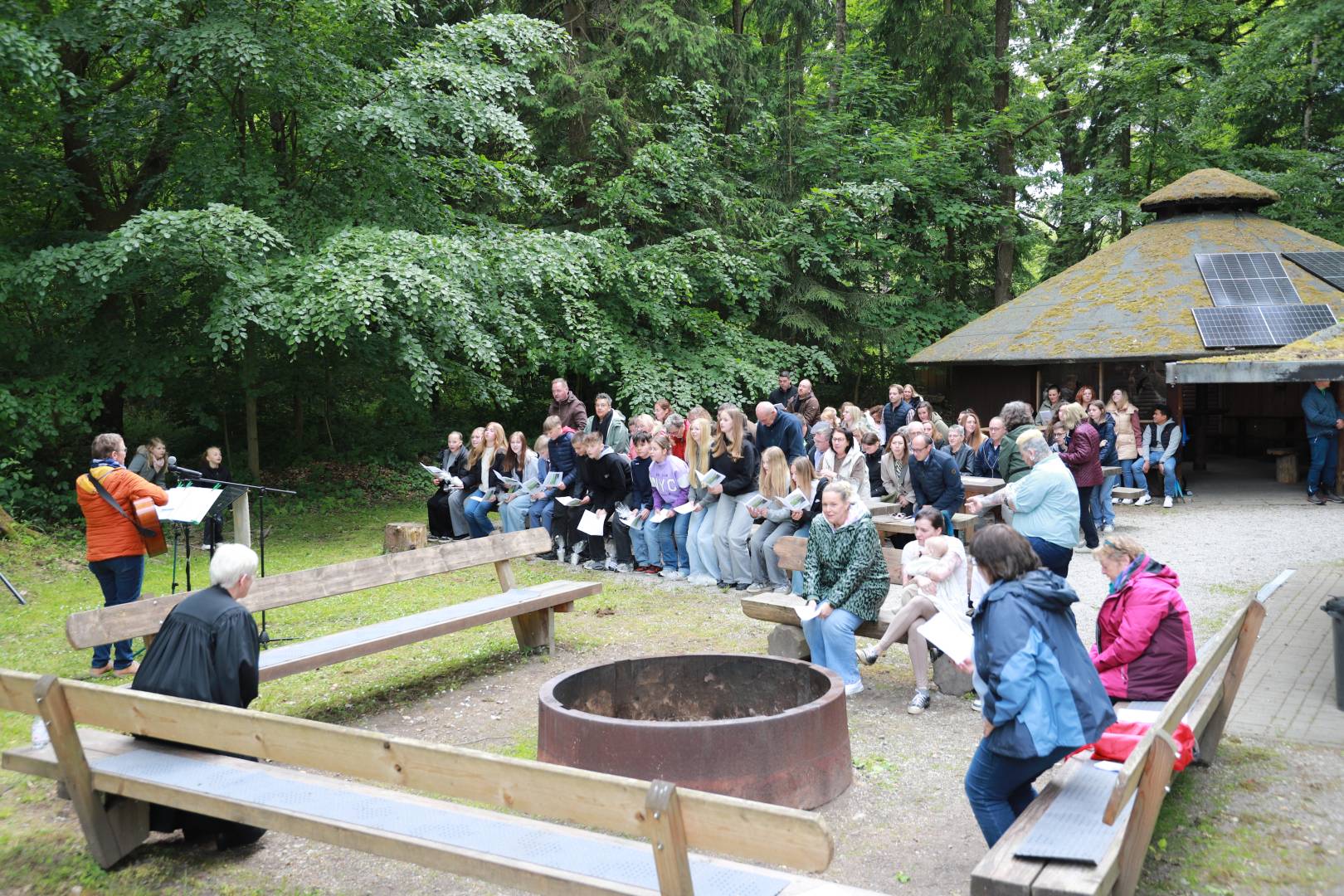 Begrüßungsgottesdienst an der Köhlerhütte