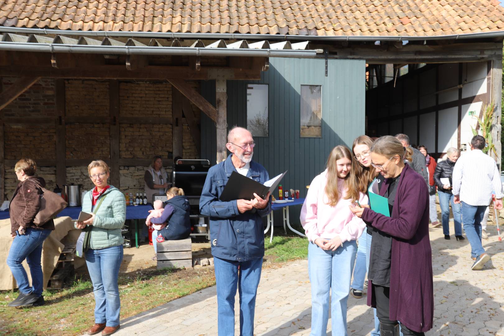 Ökumenisches Erntedankfest im Reitstall